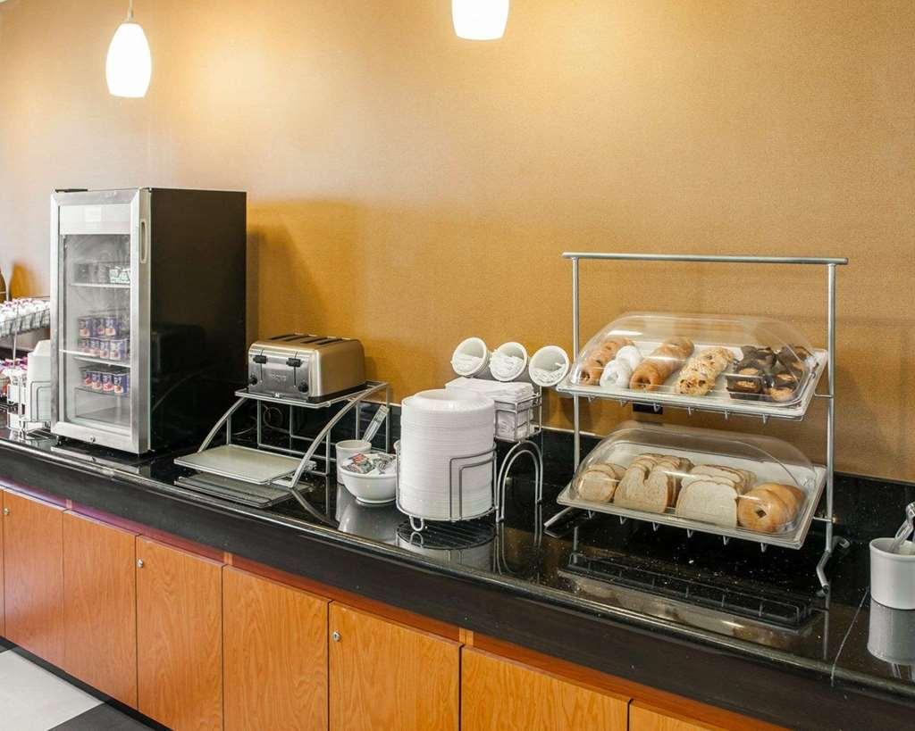 Spark By Hilton Indianapolis Northeast Fishers Restaurant bilde