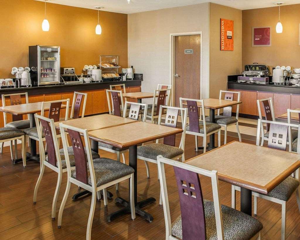 Spark By Hilton Indianapolis Northeast Fishers Restaurant bilde